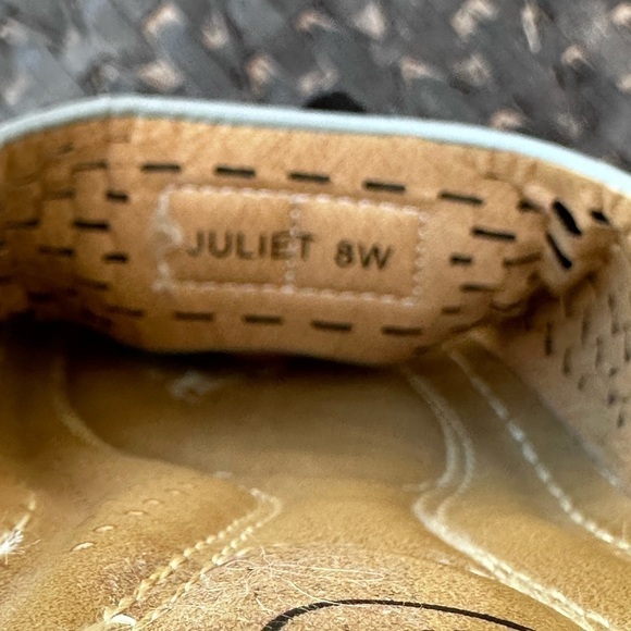 Good Choice Juliet Wedge Sandals Gray Floral Perforated Slip-On Women's Shoes - Picture 11 of 11